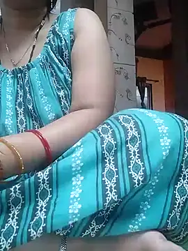 jiyahot1432 online show from November 11, 2025, 2:33 am