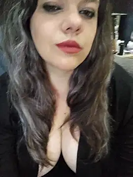 Snapshot of CheekyCurvesSA chatting on January 11, 2026, 4:34 pm CheekyCurvesSA online show from January 11, 2026, 4:34 pm