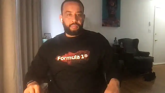 Snapshot of Z415 chatting on October 1, 2025, 4:35 pm Z415 online show from October 1, 2025, 4:35 pm