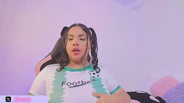 Brenda  gomez online show from October 22, 2025, 2:28 pm