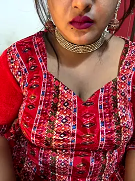 Ayesha mahi online show from November 29, 2025, 6:38 am