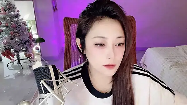 Daisy-77 online show from January 13, 2026, 6:08 am