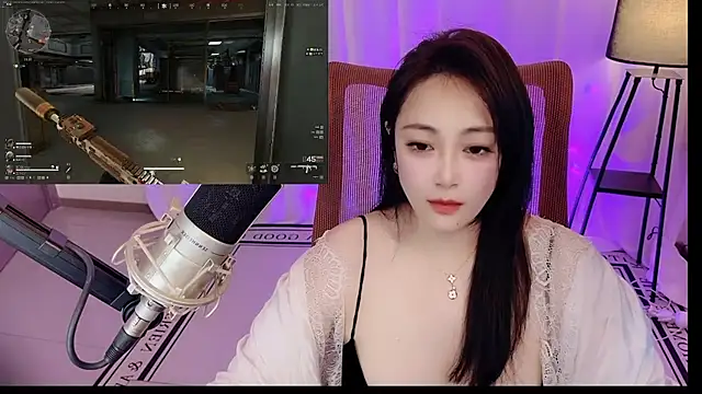 Daisy-77 online show from July 15, 2026, 2:11 pm