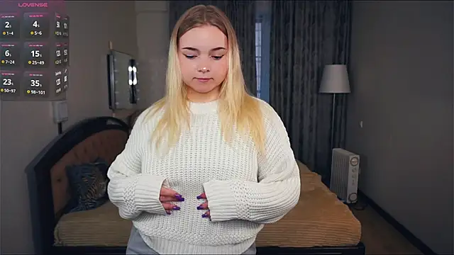 ZaraCreedon online show from October 8, 2025, 5:38 am