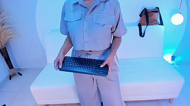 Snapshot of Ada_Monroe10 chatting on November 11, 2025, 1:22 pm Ada Monroe10 online show from November 11, 2025, 1:22 pm