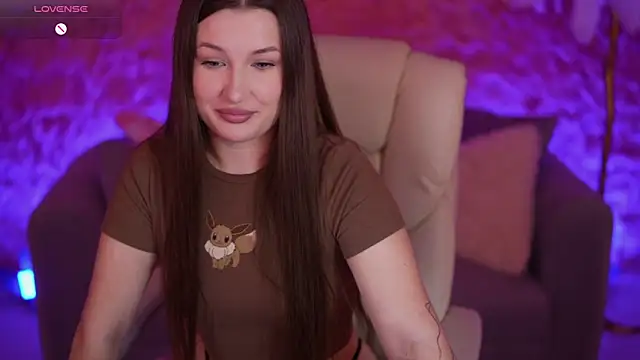 Snapshot of OneLaya chatting on February 3, 2026, 7:13 am OneLaya online show from February 3, 2026, 7:13 am