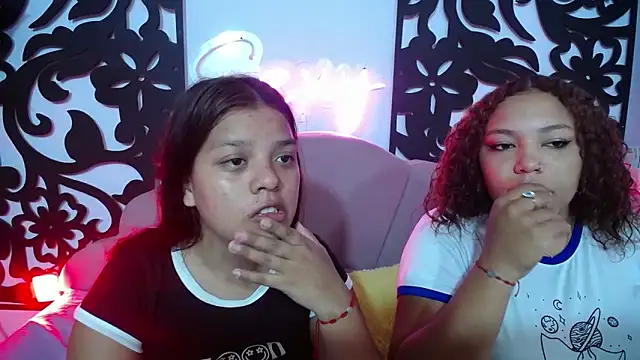 Snapshot of horny_babyss chatting on October 25, 2025, 10:26 pm horny babyss online show from October 25, 2025, 10:26 pm