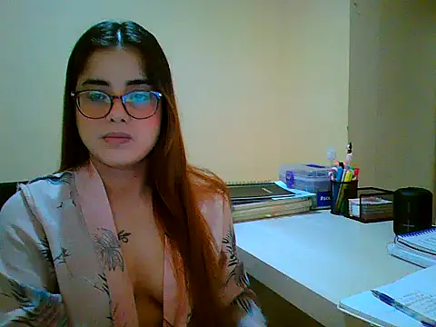 maliamiller online show from September 17, 2025, 4:14 am