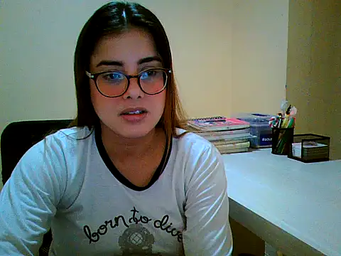 maliamiller online show from September 27, 2025, 3:06 pm