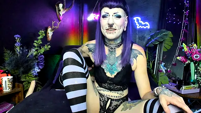 Snapshot of Purple_Coffin666 chatting on September 10, 2025, 6:30 pm Purple Coffin666 online show from September 10, 2025, 6:30 pm