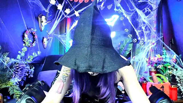 Snapshot of Purple_Coffin666 chatting on October 1, 2025, 6:14 pm Purple Coffin666 online show from October 1, 2025, 6:14 pm