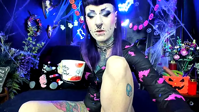 Snapshot of Purple_Coffin666 chatting on October 11, 2025, 9:30 am Purple Coffin666 online show from October 11, 2025, 9:30 am