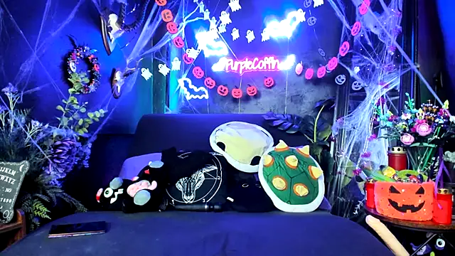 Snapshot of Purple_Coffin666 chatting on October 14, 2025, 9:43 am Purple Coffin666 online show from October 14, 2025, 9:43 am