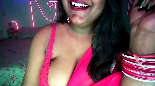 expression queen online show from March 10, 2025, 2:48 pm