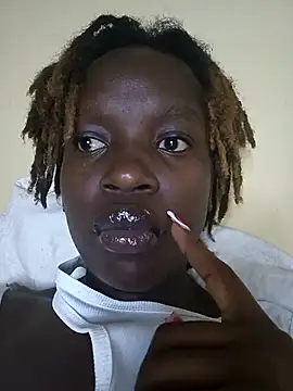 Juicylittle slute online show from October 26, 2025, 3:12 am