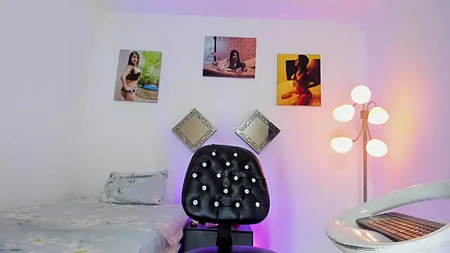 kattadoll online show from March 6, 2025, 1:37 am