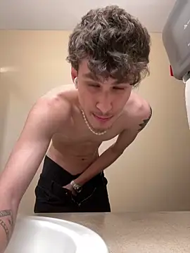 ppahcket online show from January 16, 2025, 9:51 pm