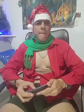 latinmartin73 online show from December 17, 2025, 2:28 am