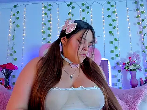 dulcevegga online show from January 8, 2026, 2:14 am