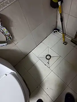 huzi518 online show from October 4, 2025, 3:21 pm