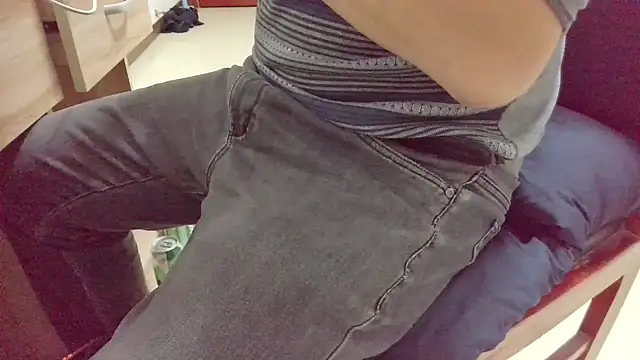 huzi518 online show from October 26, 2025, 12:44 pm