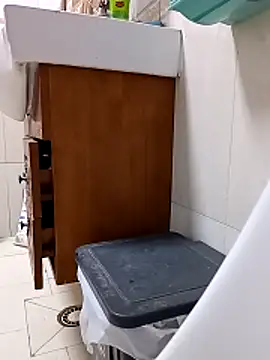 Snapshot of huzi518 chatting on February 20, 2026, 2:17 pm huzi518 online show from February 20, 2026, 2:17 pm