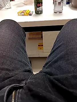 Snapshot of huzi518 chatting on February 26, 2026, 1:54 pm huzi518 online show from February 26, 2026, 1:54 pm