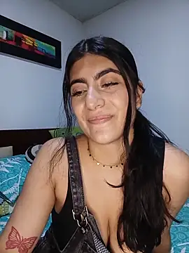 Snapshot of miakhalifaaa_ chatting on June 17, 2026, 12:35 am miakhalifaaa online show from June 17, 2026, 12:35 am