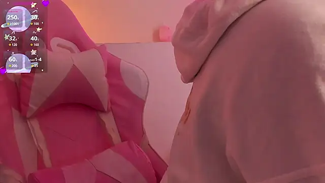 soy jess03 online show from October 5, 2025, 12:03 pm