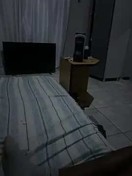 muziii08 online show from October 16, 2025, 1:06 am