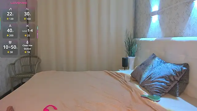 Emma  Leee online show from March 14, 2026, 1:12 am