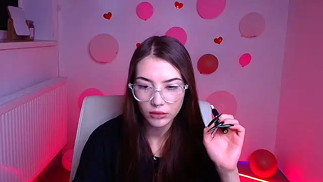 Snapshot of Sandy_GG chatting on March 10, 2025, 7:10 am Sandy GG online show from March 10, 2025, 7:10 am