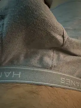 jrizz215 online show from December 4, 2025, 6:27 pm