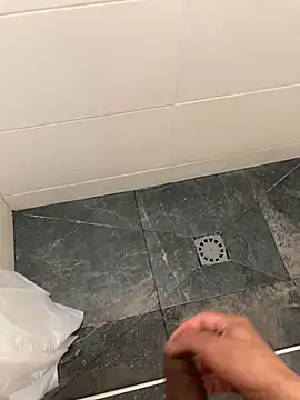 Lucascacaca online show from January 1, 2025, 9:20 pm