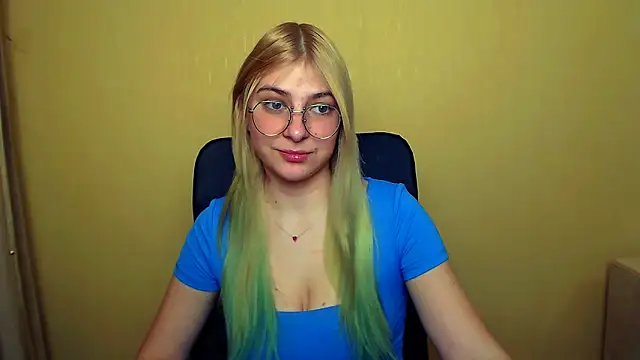 Snapshot of Luna_Lush_ chatting on January 25, 2025, 11:34 am Luna Lush online show from January 25, 2025, 11:34 am