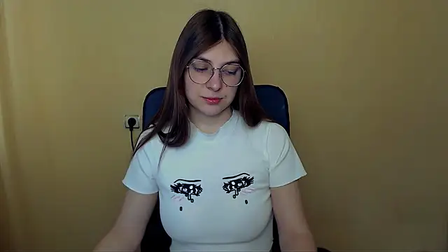 Snapshot of Luna_Lush_ chatting on February 10, 2026, 10:30 am Luna Lush online show from February 10, 2026, 10:30 am