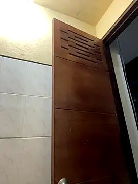 SophiaWeestt99 online show from December 1, 2025, 1:21 am