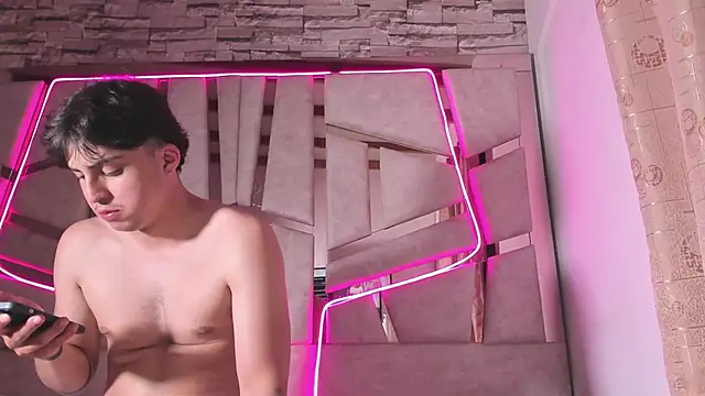 Snapshot of mia_and_austin chatting on October 4, 2025, 1:25 am mia and austin online show from October 4, 2025, 1:25 am