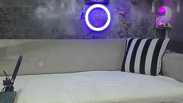 Bitter  online show from March 15, 2025, 7:27 pm