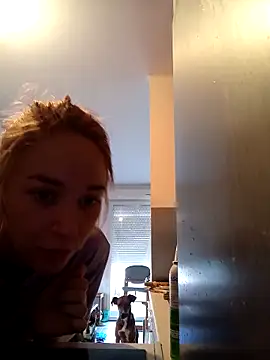 ElektrikFrancaise online show from September 18, 2025, 2:19 pm