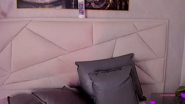 Snapshot of Aitana98_ chatting on December 24, 2024, 9:39 am Aitana98 online show from December 24, 2024, 9:39 am