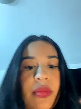 Snapshot of Aitana98_ chatting on September 21, 2025, 2:13 am Aitana98 online show from September 21, 2025, 2:13 am