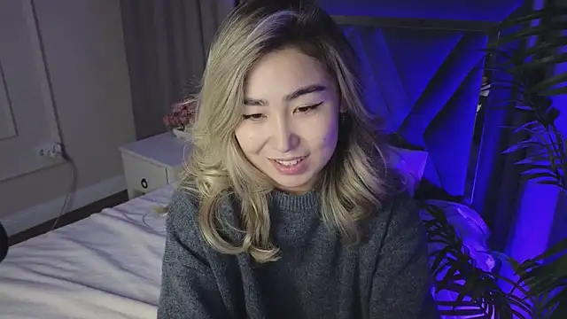 Deiri Delightful online show from December 7, 2024, 12:02 pm