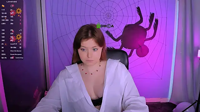 nikole kitt online show from October 25, 2025, 7:19 pm