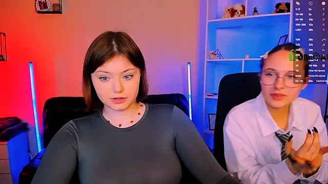 nikole kitt online show from November 15, 2025, 8:05 pm