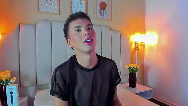 SEANTROYY online show from October 9, 2025, 3:59 am