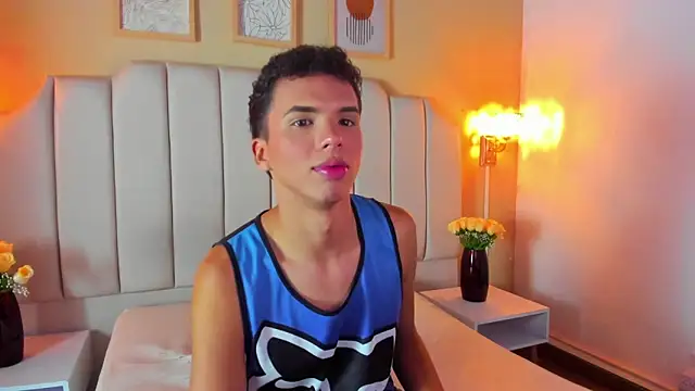 SEANTROYY online show from October 20, 2025, 4:02 am