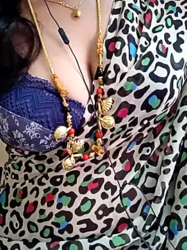 Snapshot of gaurika18 chatting on February 14, 2025, 4:37 am gaurika18 online show from February 14, 2025, 4:37 am