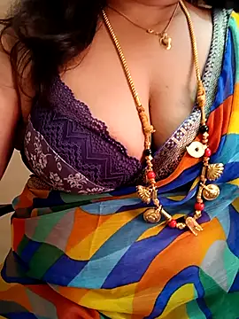 Snapshot of gaurika18 chatting on February 14, 2025, 9:56 am gaurika18 online show from February 14, 2025, 9:56 am