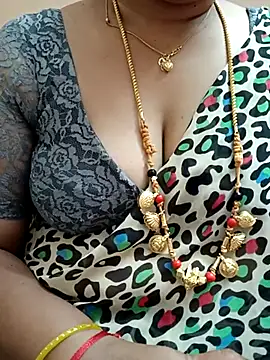 Snapshot of gaurika18 chatting on February 15, 2025, 12:43 pm gaurika18 online show from February 15, 2025, 12:43 pm